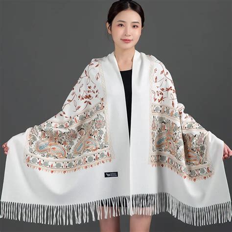 2022 Embroidery Flower Cashmere Sunflower Scarf Female Autumn And Winter Style Wedding Dress