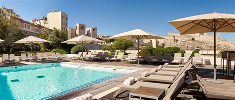 Explore Le Vieux Port in Marseilles | Radisson Hotels