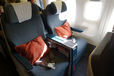 Review Cathay Pacific Business Class Dps Hkg