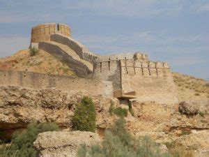 The Mysterious Ranikot Fort | Rising Pakistan