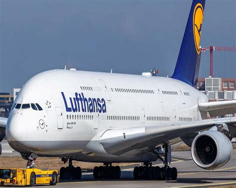 700 Passengers Stranded At Delhi Airport After Lufthansa Cancels Flights