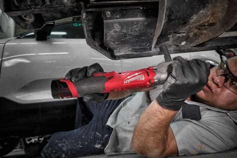 Milwaukee M Fraiwf X V Fuel Brushless Right Angle Impact