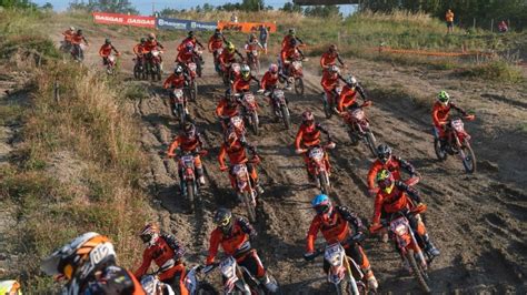 Trofeo Enduro Ktm A San Marino Record Di Presenze News Inmoto It