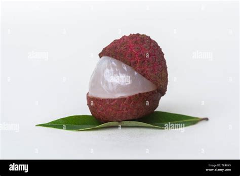 Litchi meat hi-res stock photography and images - Alamy