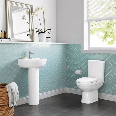 Wholesale New Design Bathroom Commode Toilet Manufacturers And
