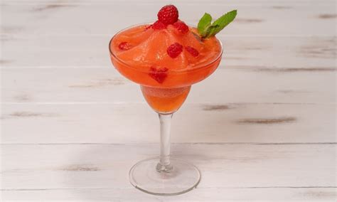 Strawberry Daiquiri Tarifi Nasıl Yapılır İçecek Tarifleri