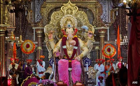 Ganesh Chaturthi 2023: Lalbaugcha Raja makes its first appearance in ...