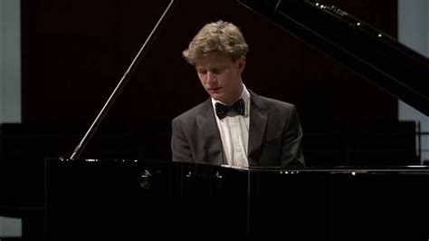 Jan Lisiecki Plays Mendelssohn Beethoven Chopin Youtube