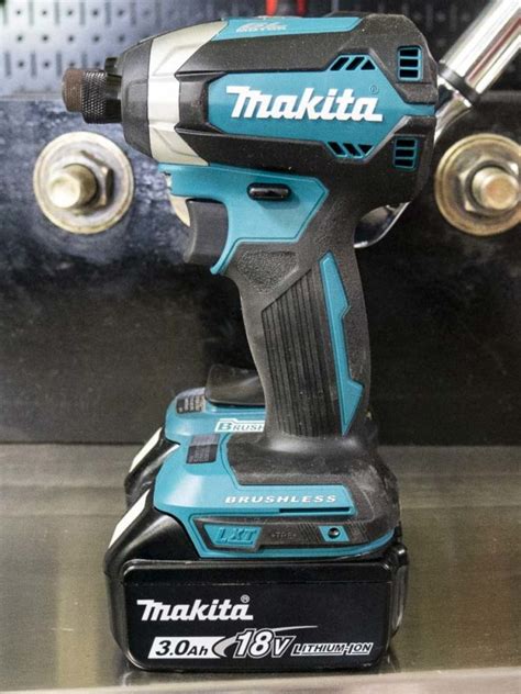 Makita Xdt13 Brushless Impact Driver Video Review Shop Tool Reviews