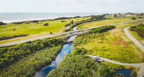 WEST COAST WILDERNESS TRAIL Cycling The South Island Lilian Pang