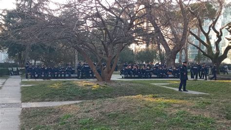 Protesta E Opozitës Te Parlamenti Zbardhen Masat E Policisë 400