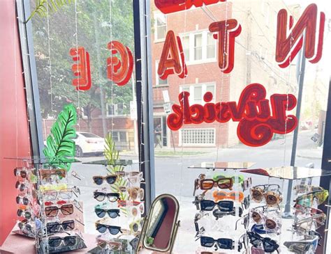 14 Best Thrift Stores In Chicago You Need To Check Out