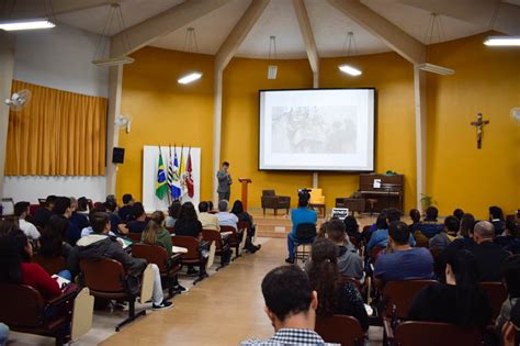 Faculdade Dehoniana Palestra Sobre Ind Stria Pe A De Teatro E