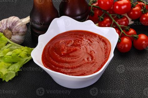 Mediterranean Tomato soup 7682937 Stock Photo at Vecteezy