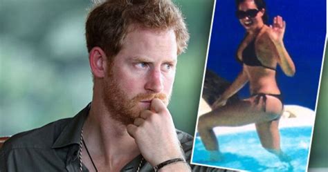 Hot Sexy Meghan Markle Bikini Pics