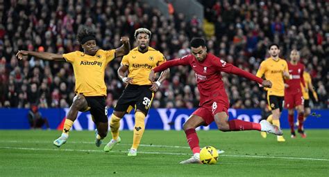 Liverpool igualó con Wolverhampton por la Copa de Inglaterra