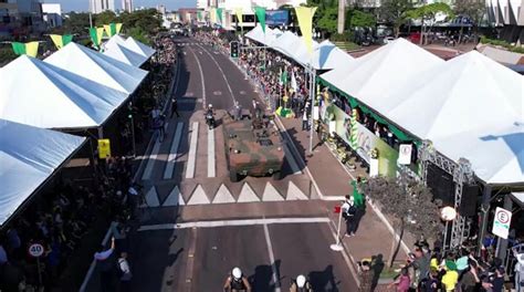 Vejas As Imagens Do Desfile C Vico Militar De De Setembro Cgn O