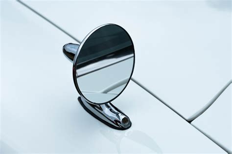 Top Best Magnifying Mirrors With Light In Straight