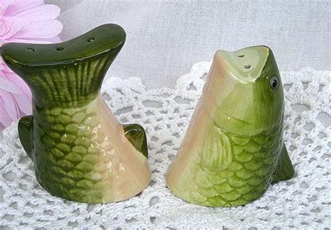 Vintage Salt And Pepper Shakers Ceramic Fish Green Scaled Etsy Salt