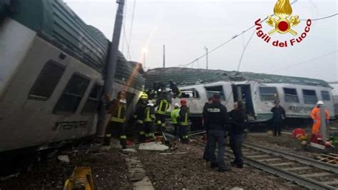 Treno Trenord Deragliato A Pioltello Un Morto E Decine Di Feriti