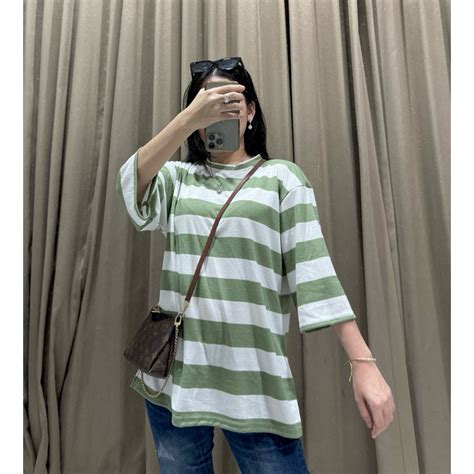 Jual KAOS SALUR KNIT ELSA DONA STRIPES OVERSIZED SLIT DAILY TOP JUMBO