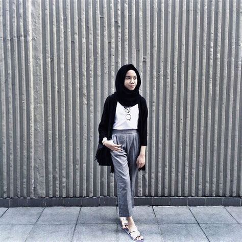 Be Simple But Looks Stylish Hijab Hipster By Kayniss Outfit Ideen Outfit