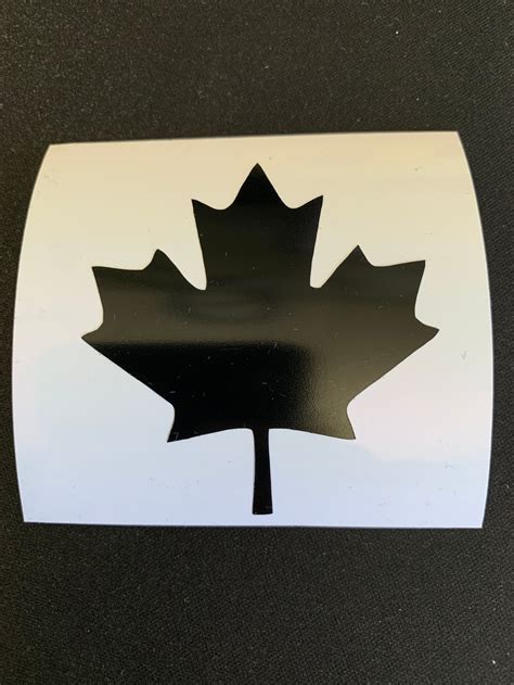 Canadian Maple Leaf Vinyl Die Cut Decalbumper Sticker For Windows