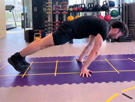 Planche Progression Tutorial Tuck Straddle Advanced Gmb Fitness