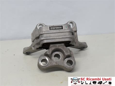 Supporto Motore Alfa Romeo Giulietta 51879600 SC Ricambi Usati