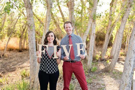 Anniversary #5: Photo Shoot Celebrating Five Years of Marriage