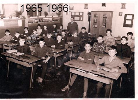 Photo De Classe Primaire De Ecole Du Centre Stiring