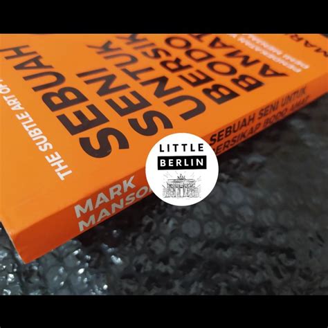 Buku Mark Manson Preloved Terjemahan Ori Sebuah Seni Untuk Bersikap