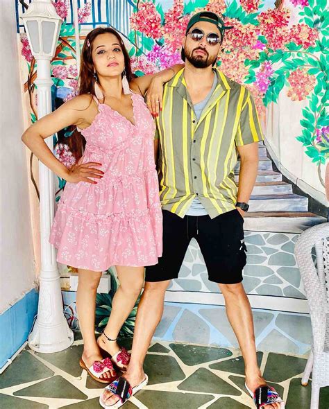হনদ টলভশনর হট সটর মনলসর আগন ধরন কছ ছব Tele serial actress Monalisa hot
