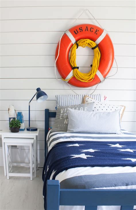 Set Sail With These Nautical Bedroom Decor Ideas For Your Bedroom