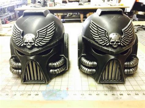 These Warhammer 40k Black Templar Champion Helmets Are A Thing Of