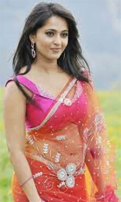 South Indian Hot Actress In Saree