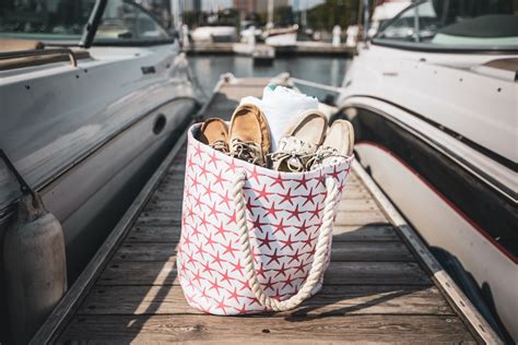 Best Boat Warming Gifts For New Boat Owners Discover Boating