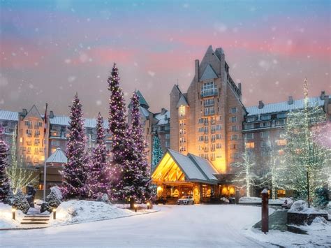 Celebrate Christmas in Canada\'s Enchanting Destinations