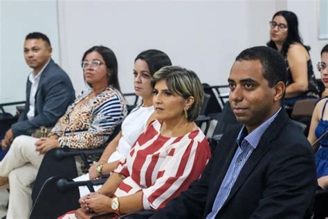 Conselheiros Tutelares São Diplomados E Empossados Para O Quadriênio