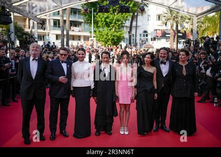 Bonnie Chagneau Ravoire From Left Juliette Binoche And Director Tran