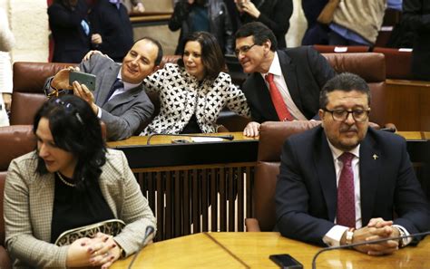 Fotos La constitución de la Mesa del Parlamento andaluz en imágenes