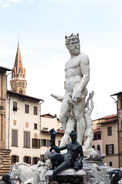 Fountain of Neptune in Florence · Free Stock Photo