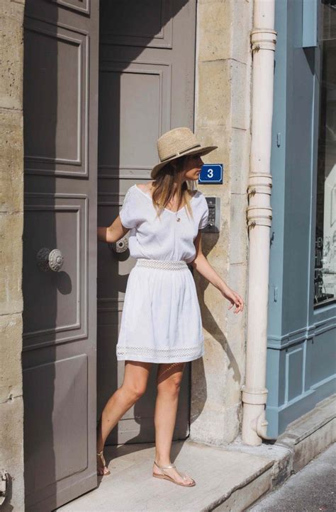 A Guide To The Parisian Style Of Dressing Capsule By Juliette