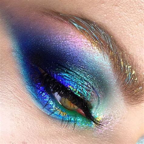 pretty mermaid eye makeup | Mermaid eye makeup, Mermaid eyes, Halloween ...