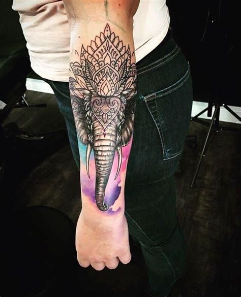 Elefanten Tattoo Mit Bildern Mandala Elefant Tattoo T Towierungen