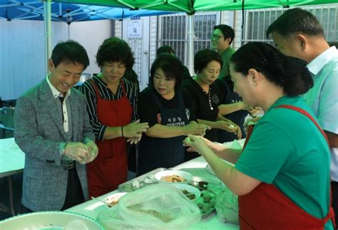 수원시 권선구 서둔동 새마을부녀회 송편 만들기로 이웃사랑 실천