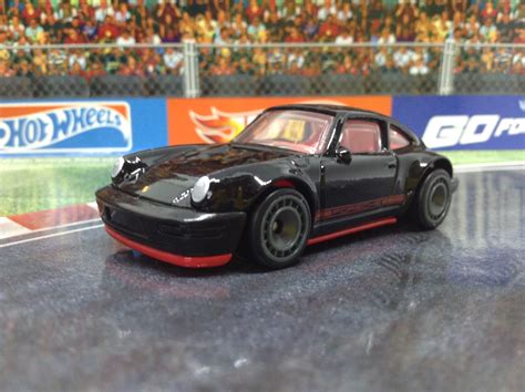 Julian S Hot Wheels Blog Porsche 964 2017 Car Culture Modern Classics