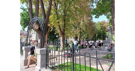 Обновиха парк на пл."Свобода" в Свищов с 450 000 лв.