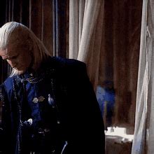 Daemon Targaryen Daemon Targaryen Gifs Entdecken Und Teilen