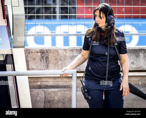 Hannah Schmitz Red Bull Hi Res Stock Photography And Images Alamy